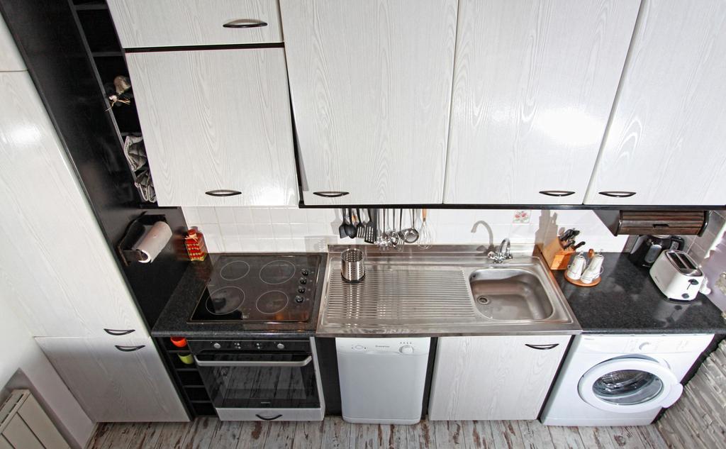Raya Maisonette София Номер фото